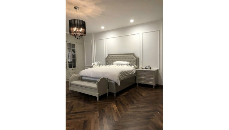 Bán Penthouse Masteri Thảo Điền, Q.2, 250m2, 3PN, sổ hồng, giá 38 tỷ. LH: 0909108814